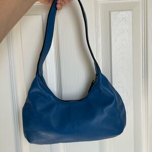 Classic Blue Shoulder Bag - Sleek Women's Handbag